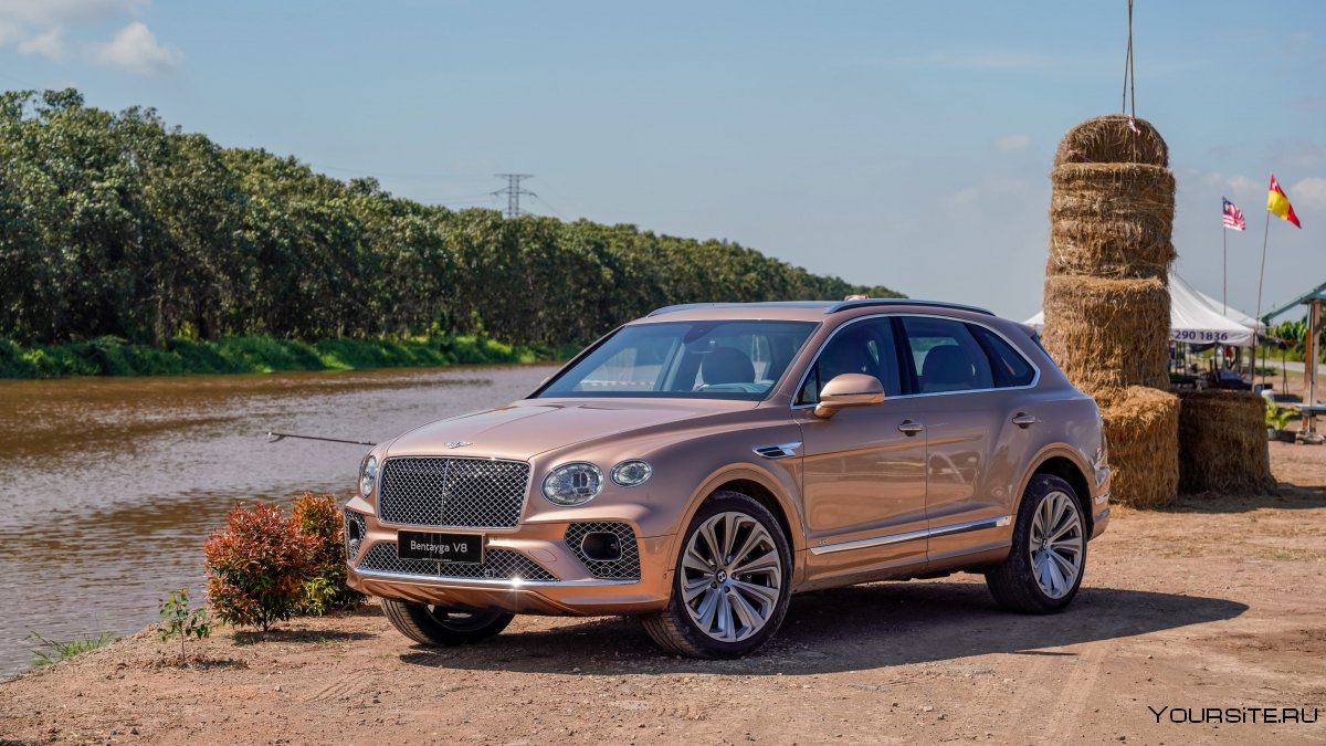 Бентли Bentayga v8