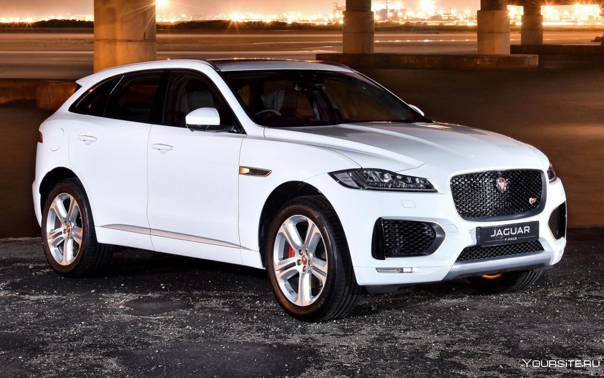 Ягуар f Pace красный