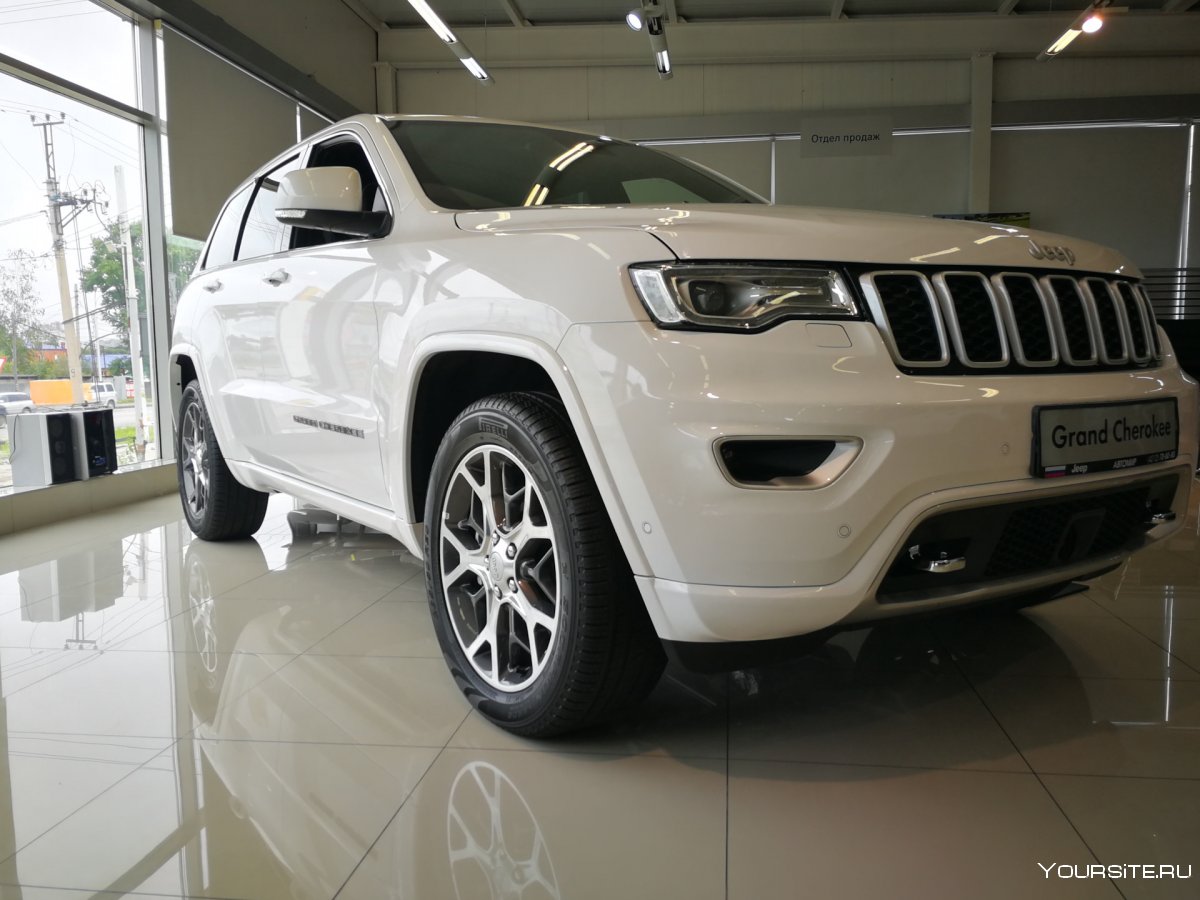 Jeep Grand Cherokee IV (wk2) Рестайлинг srt