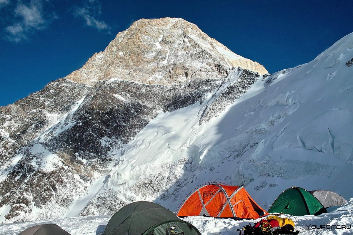 Пик Хан Тенгри альпинисты