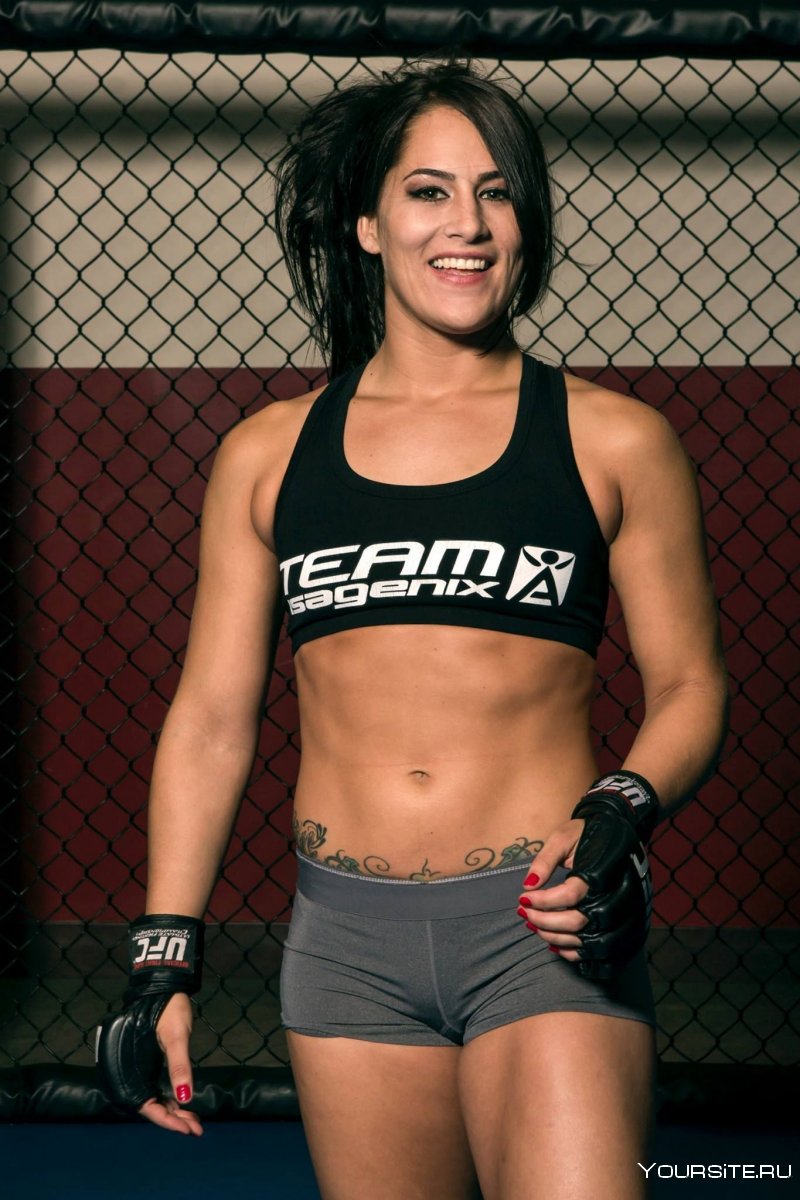 Боец UFC Аманда Нуньес