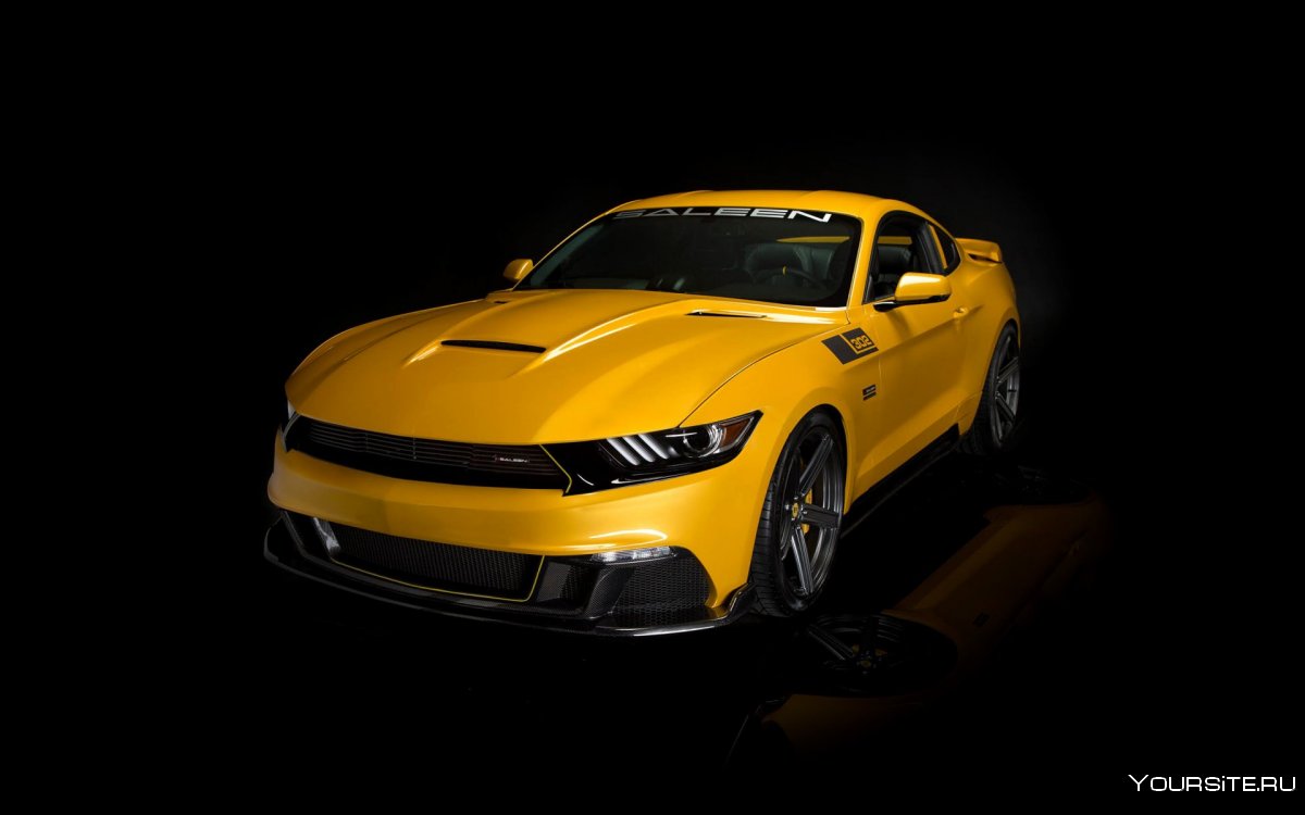 Ford Mustang 2020 желтый