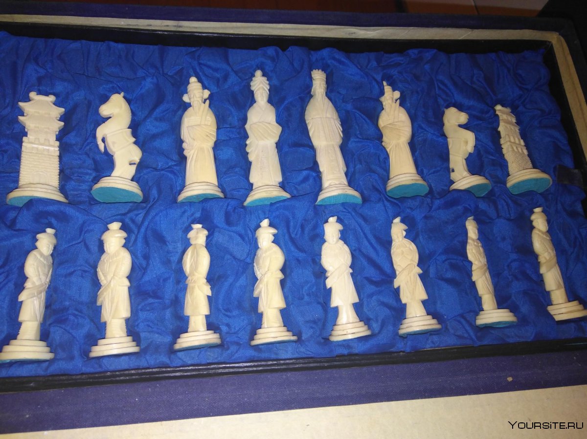 Шахматы из Мамонтовой кости