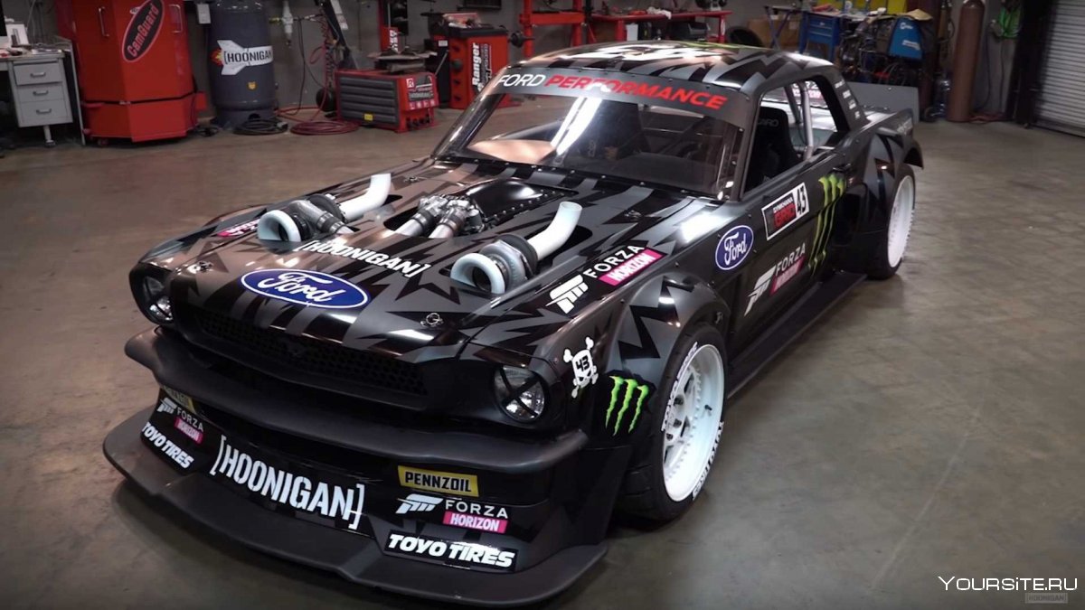 Ford Mustang Hoonicorn