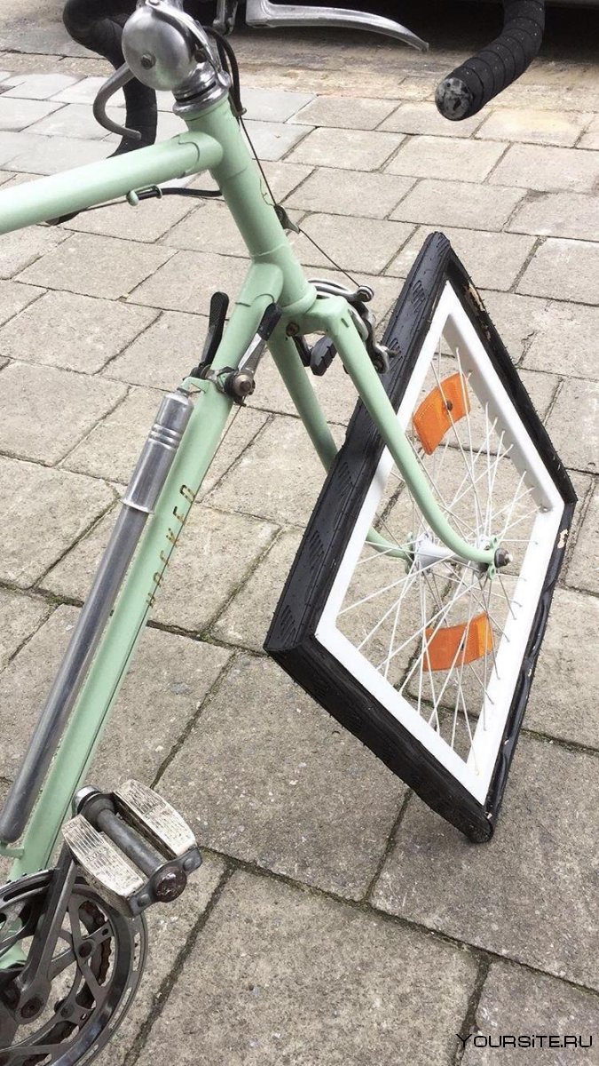 Велосепед с квадратными колёсами