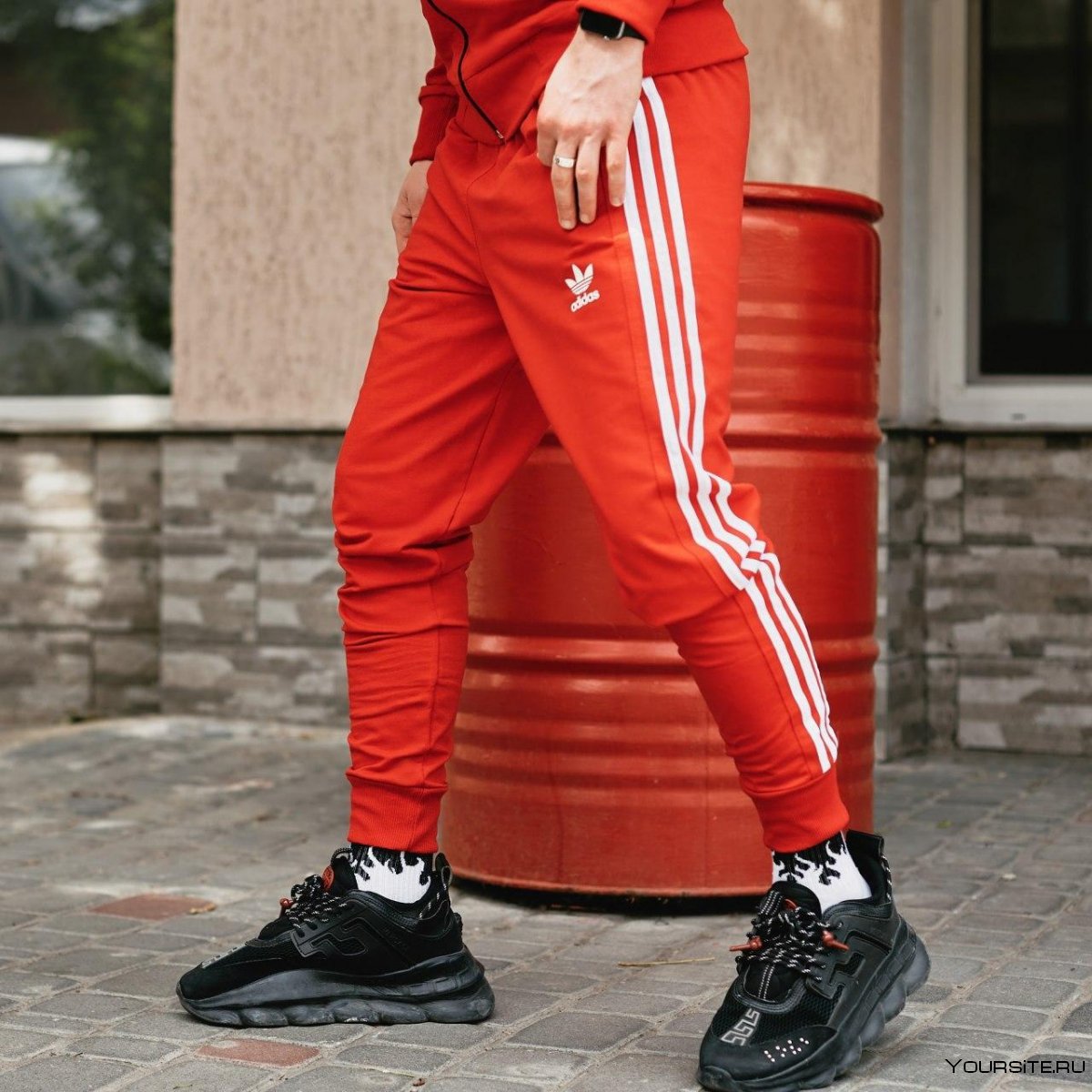 Adidas красные штаны