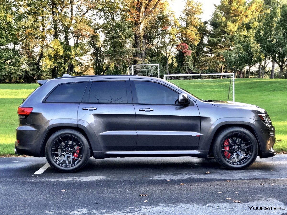 Dodge Grand Cherokee srt8