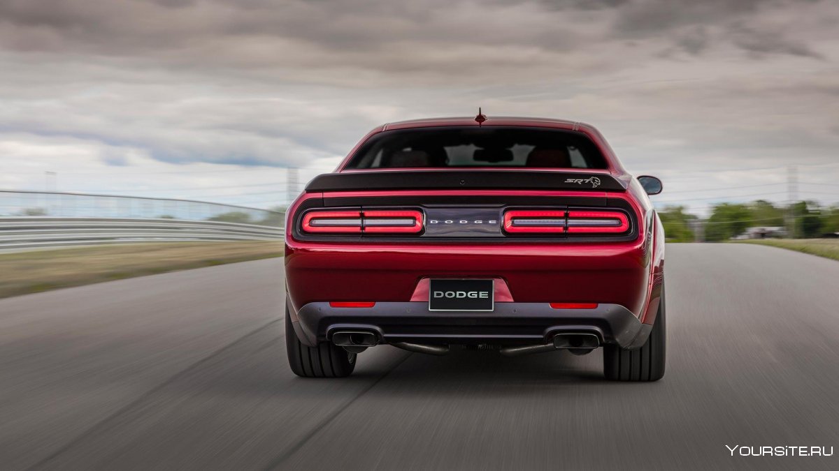 Dodge Challenger Hellcat 2021