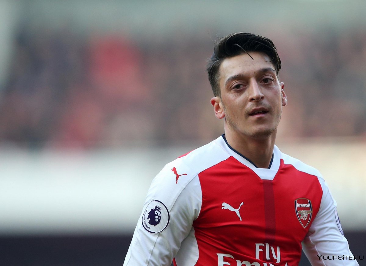 Игрок Ozil
