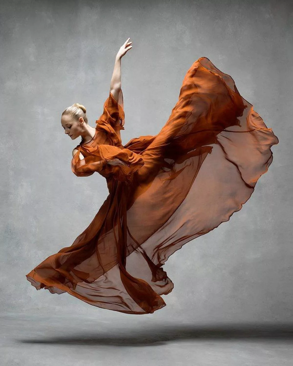 Фотограф Ken Browar. Танцовщица. Артистический танец