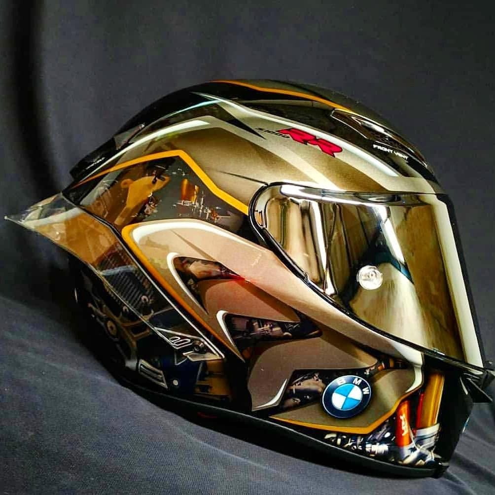 AGV s1000rr шлем