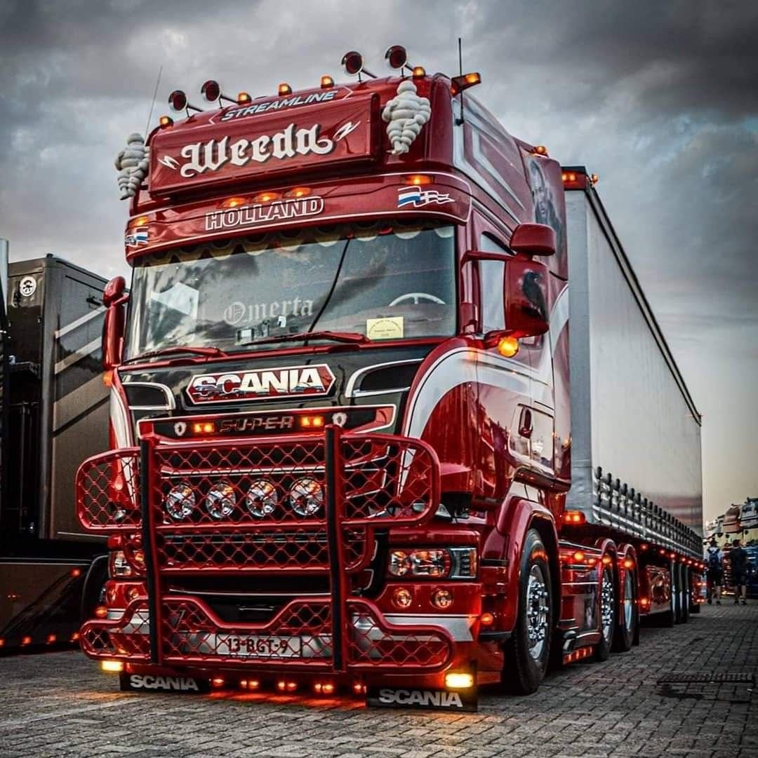 Scania super v8