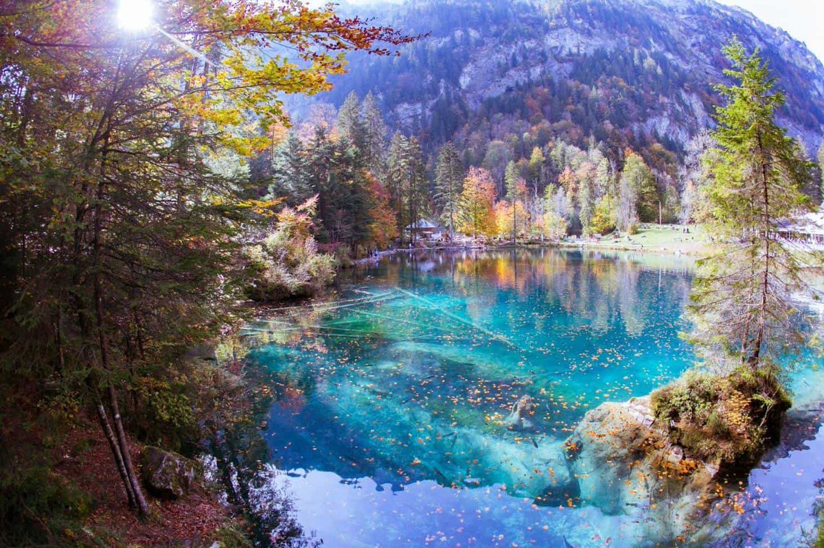 Озеро Блаузее Швейцария зимой