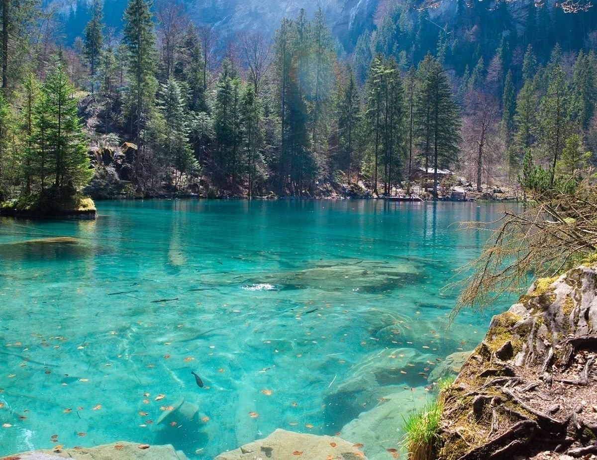 Озеро Блау Швейцария