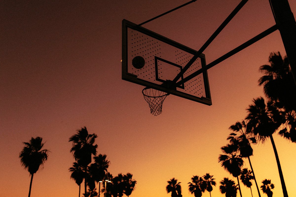 Лос Анджелес баскетбол поле