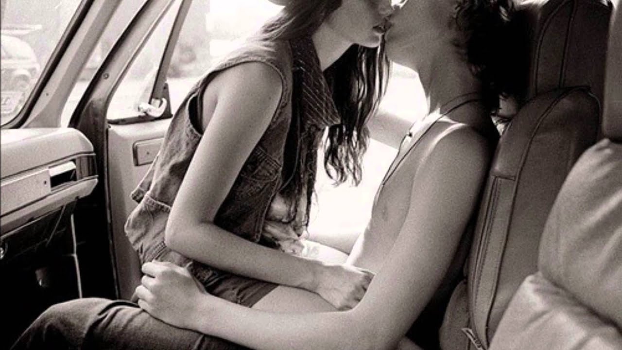 считается ли изменой когда девушка с девушкой целуются фото 66