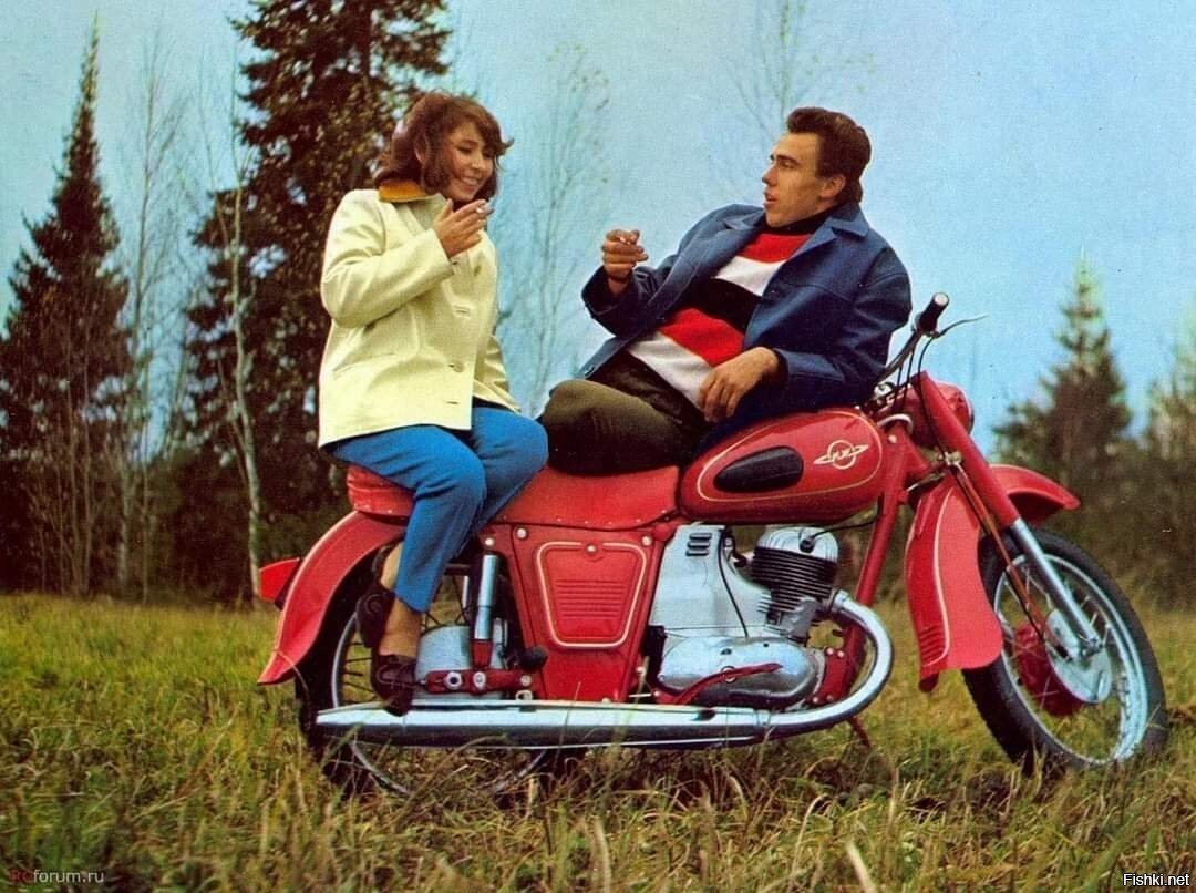 Мотоцикл ИЖ реклама СССР