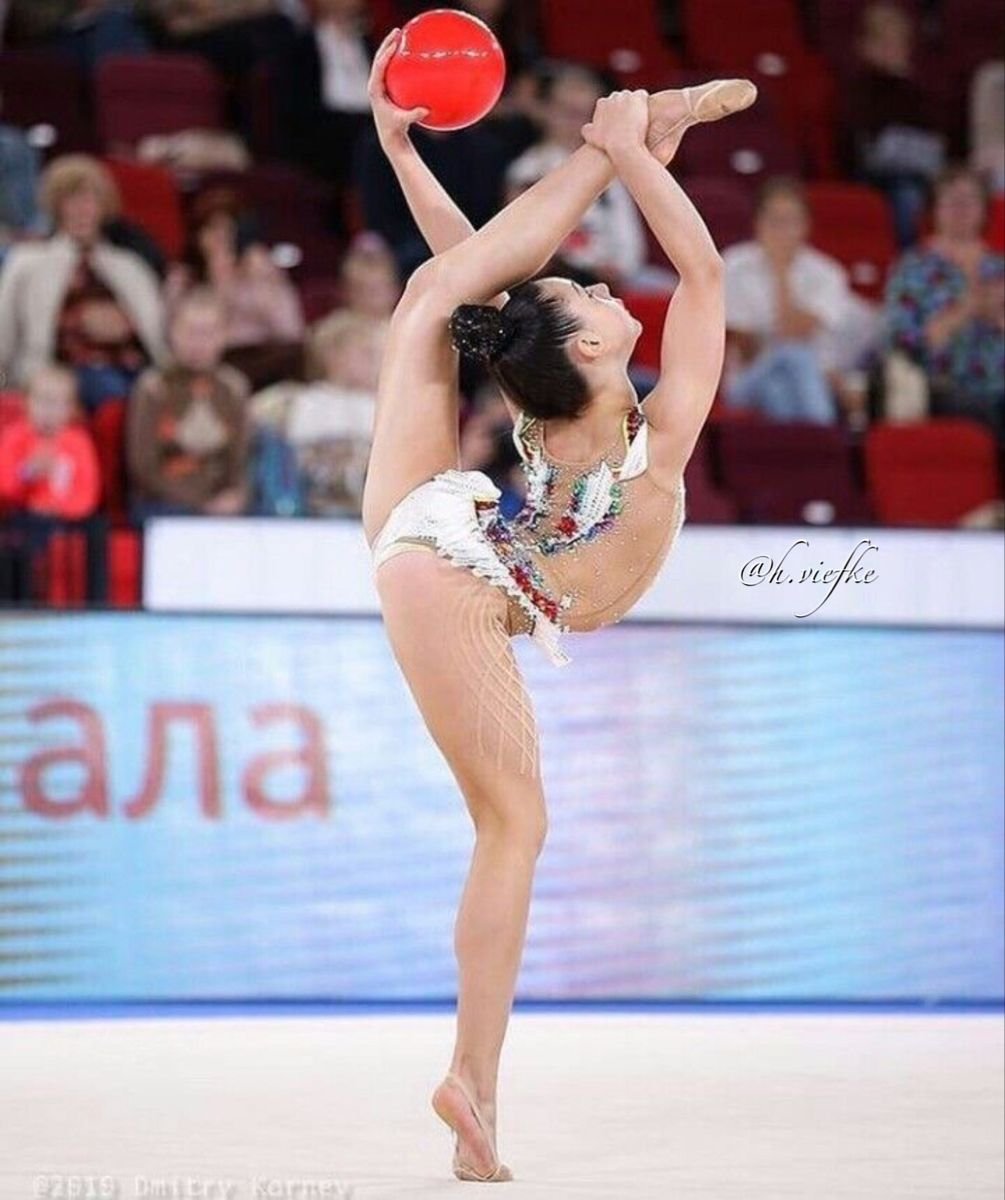 Лала Крамаренко художественная гимнастика 2021