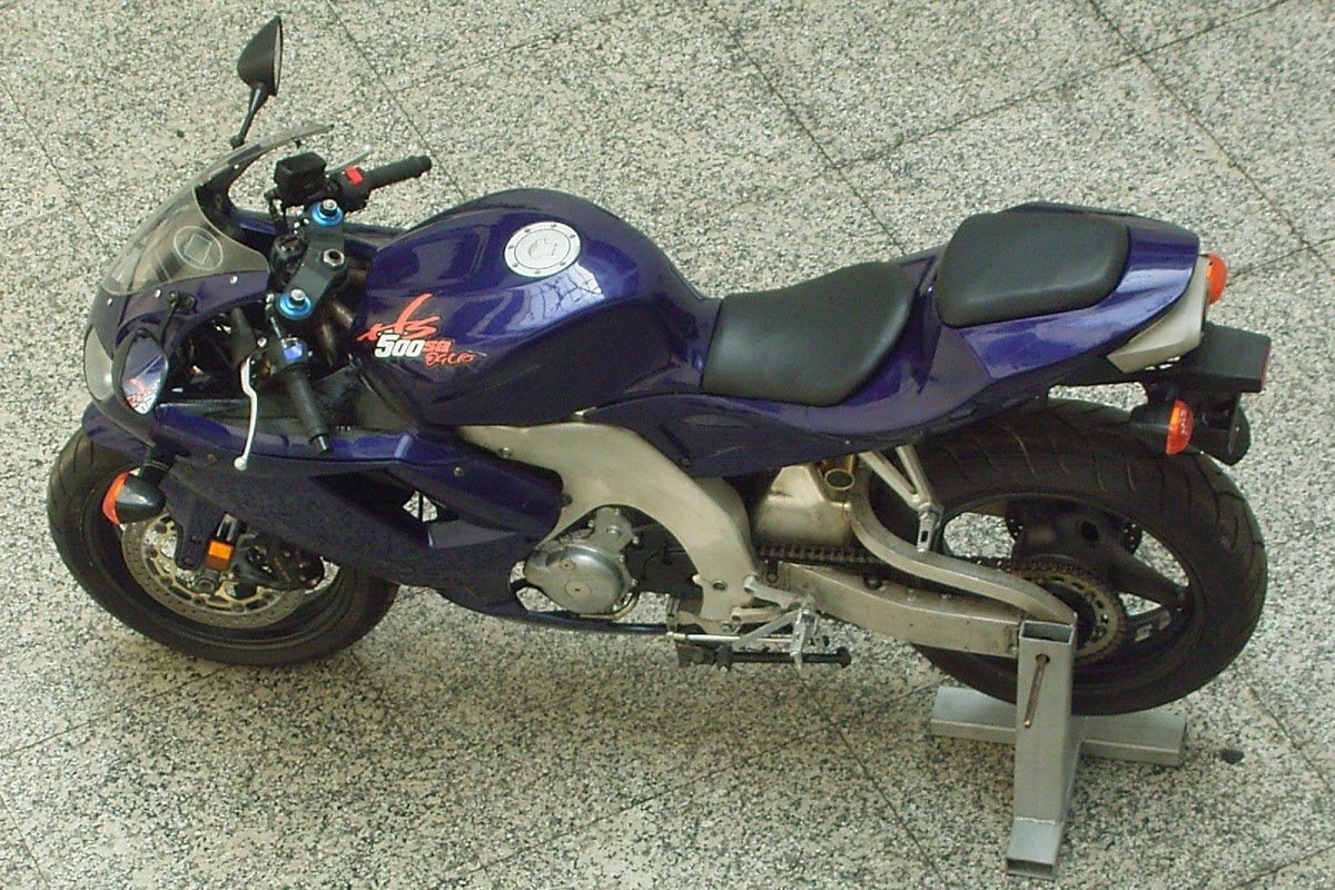Subaru мотоцикл