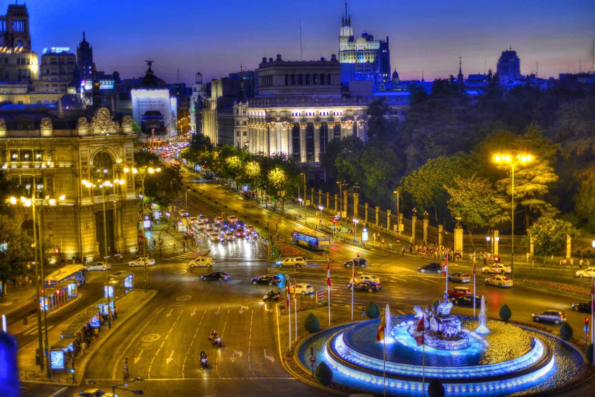 Вечерний Мадрид в Испании