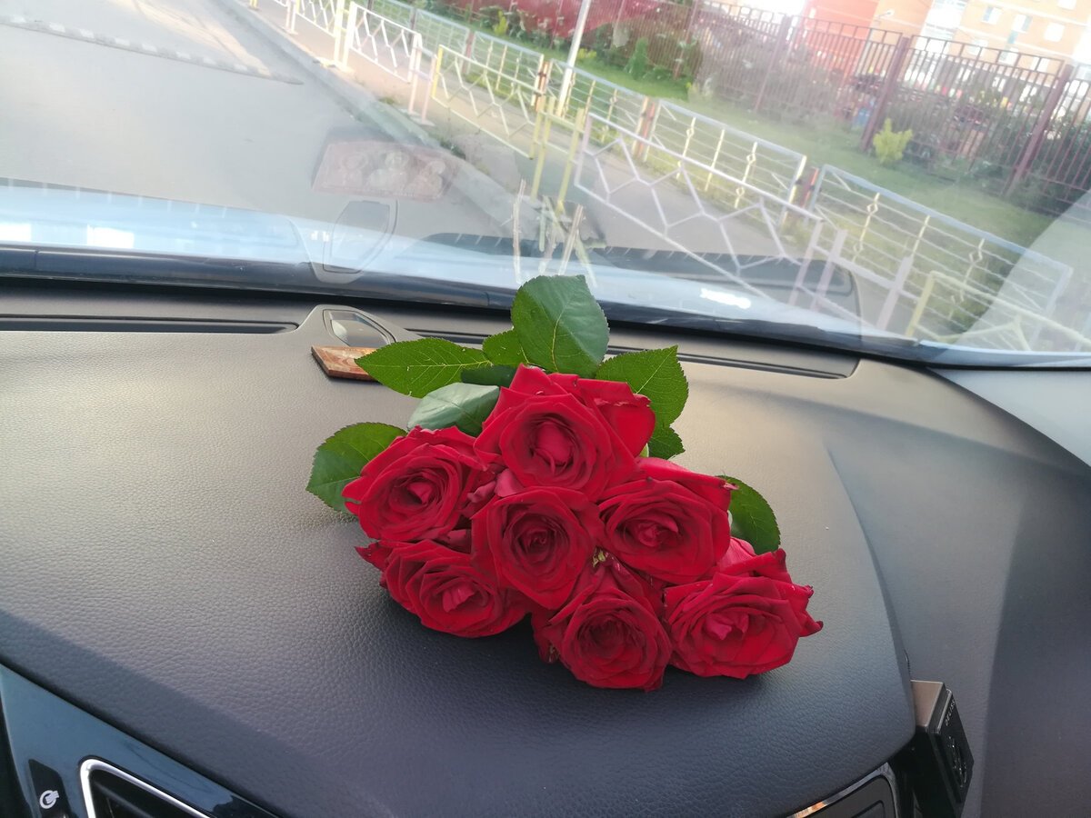 Грузовик роз