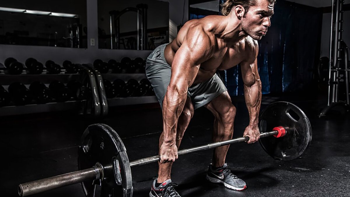 Румынская становая тяга со штангой