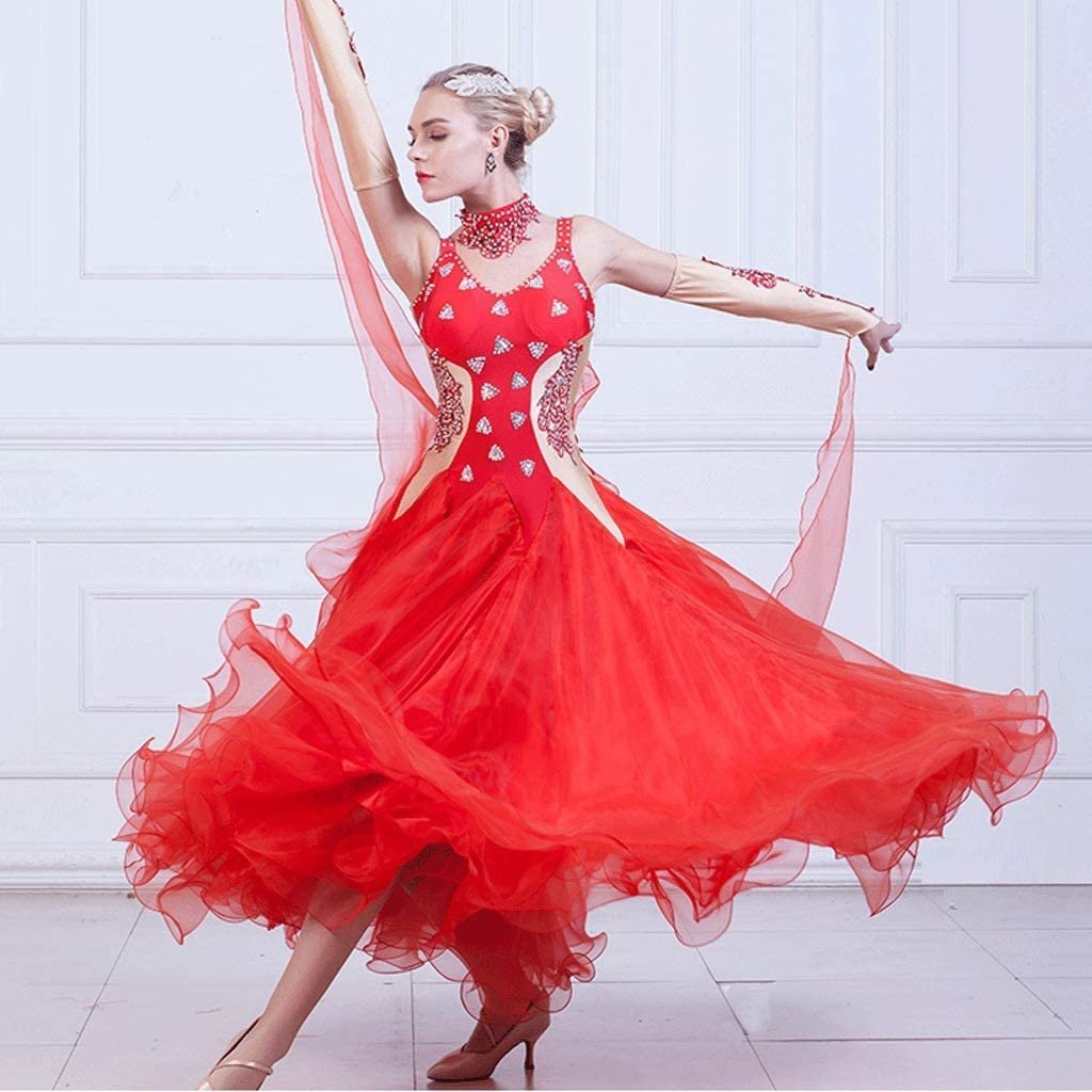 Красное танцевальное платье
