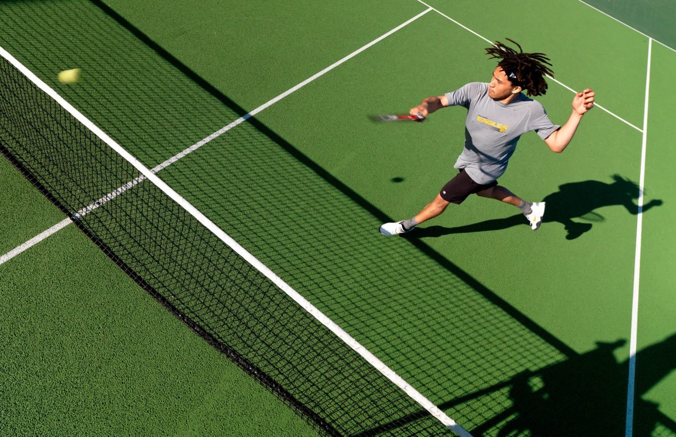 Прямые трансляции футбол теннис. Теннис. Теннис дети. Большой теннис дети. Футбол и теннис.