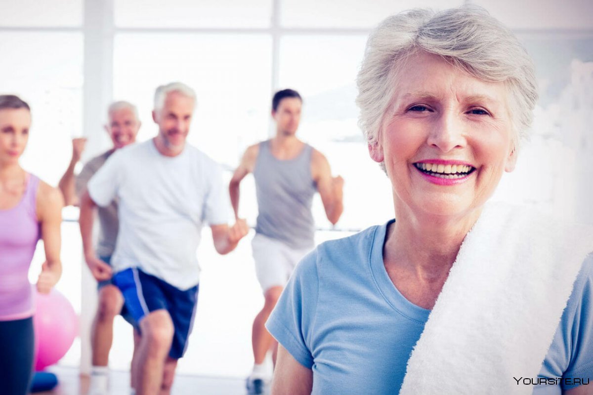 Поведение долголетие. Фитнес для пожилых. Спортивные люди. Спортивные пожилые люди. Спорт для пожилых.