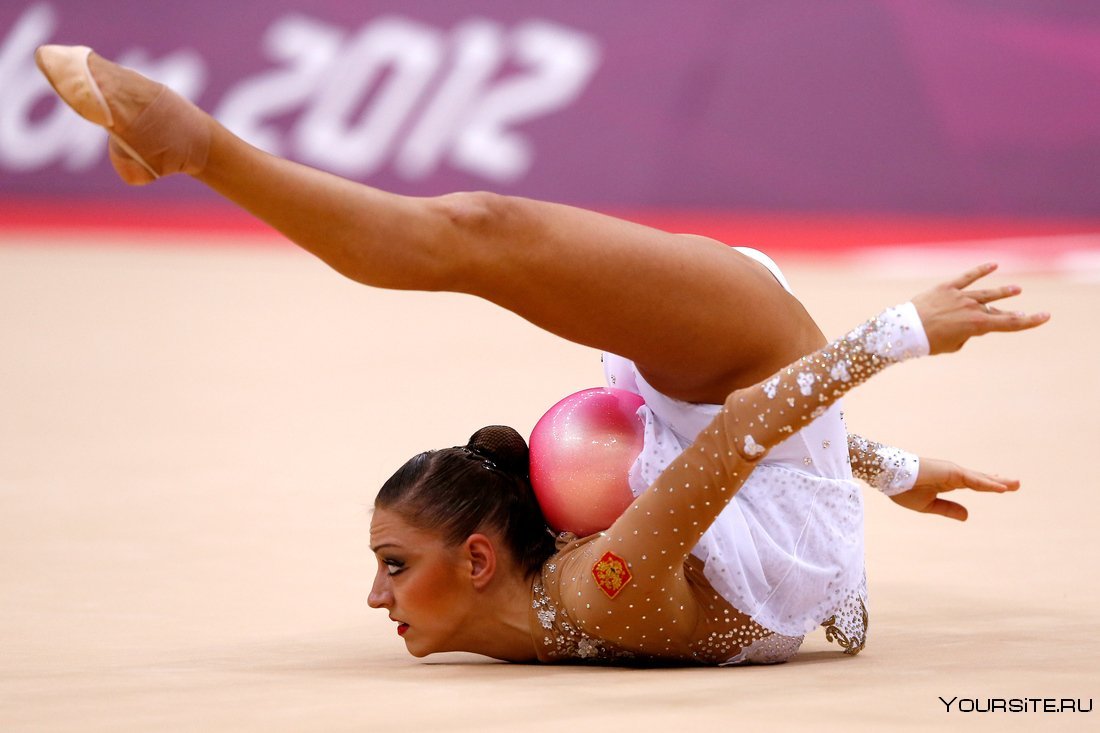 Художественная гимнастика чемпионки