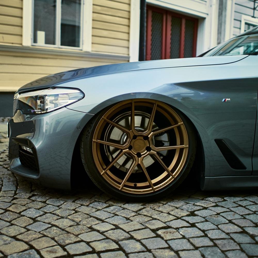BMW f30 бронзовые диски
