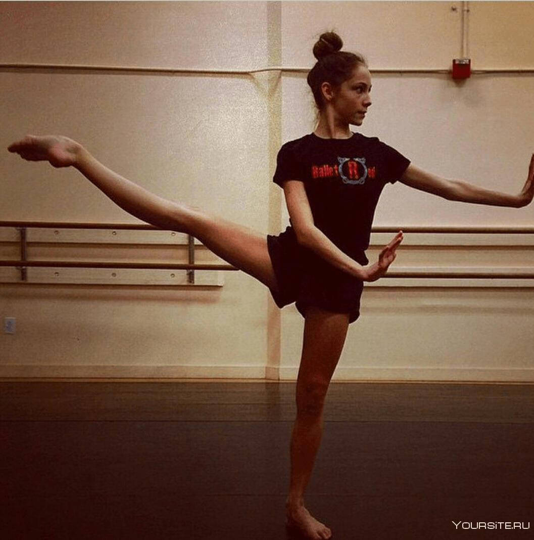 Гимнастки и балерины