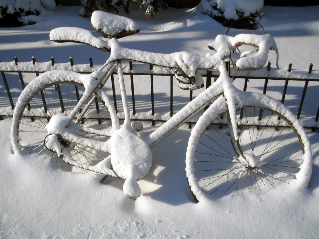 Заснеженный велосипед