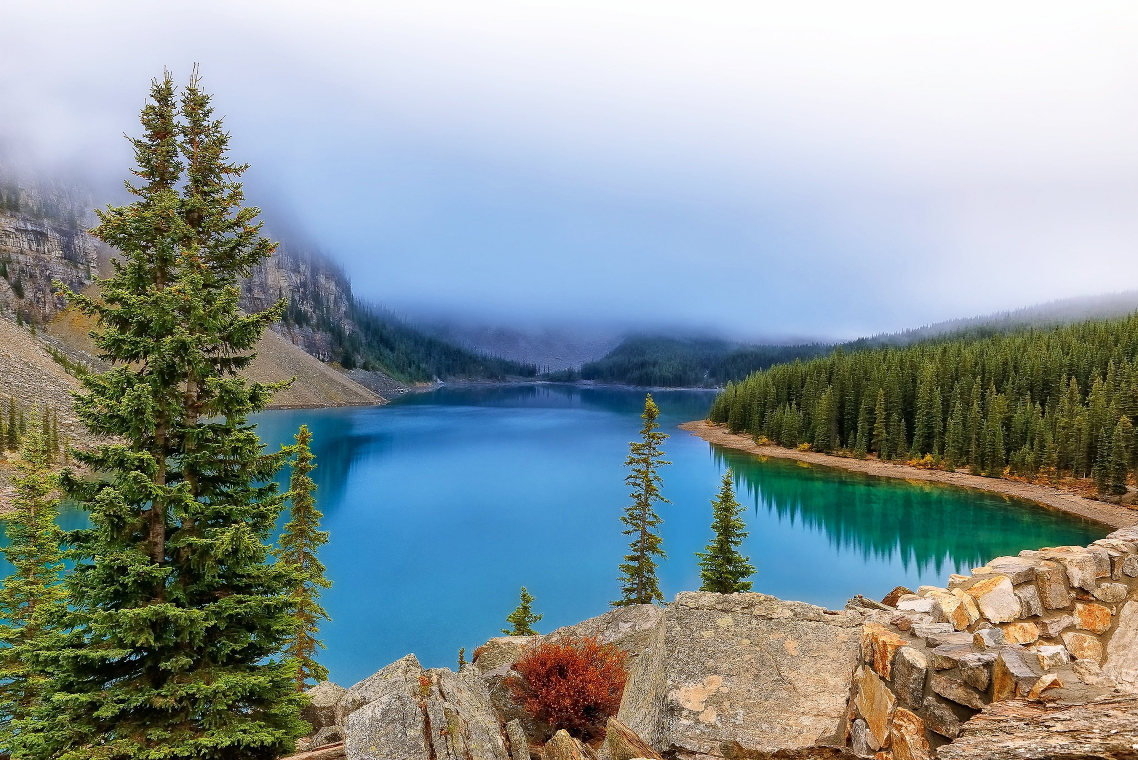 Озер находится на территории канады. Национальный парк Банф, Канада. Озеро Маккей Канада. Озеро Морейн в Канаде. Оленье озеро Канада.