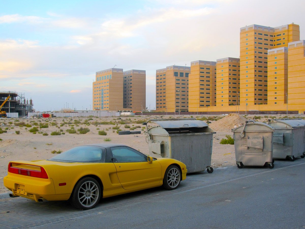 Заброшенные машины в арабских Эмиратах