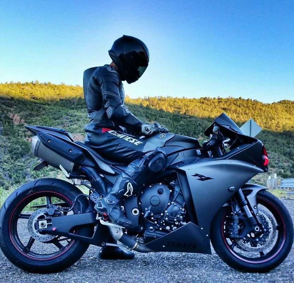 Yamaha r1m 2015
