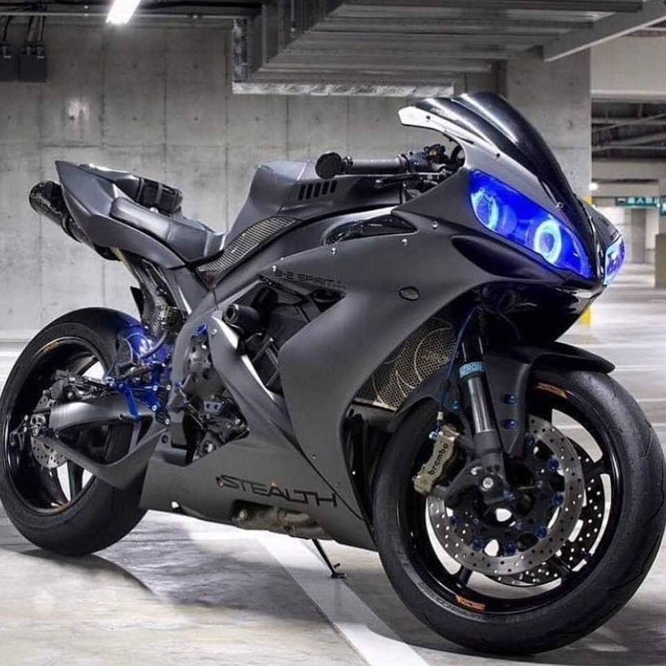Yamaha YZF-r1 2021