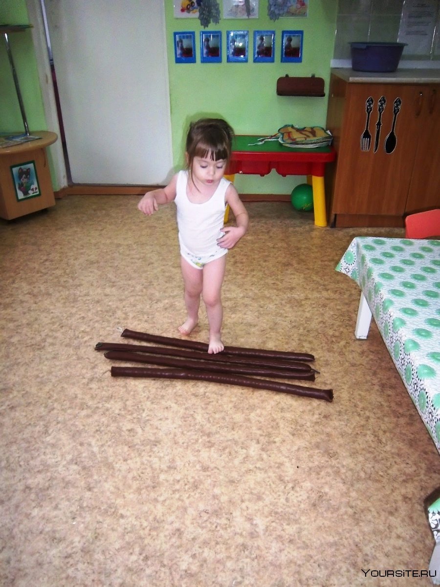 Гимнастика после сна в детском саду для детей младшей группы