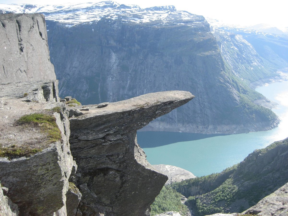 Норвегия скалы горы