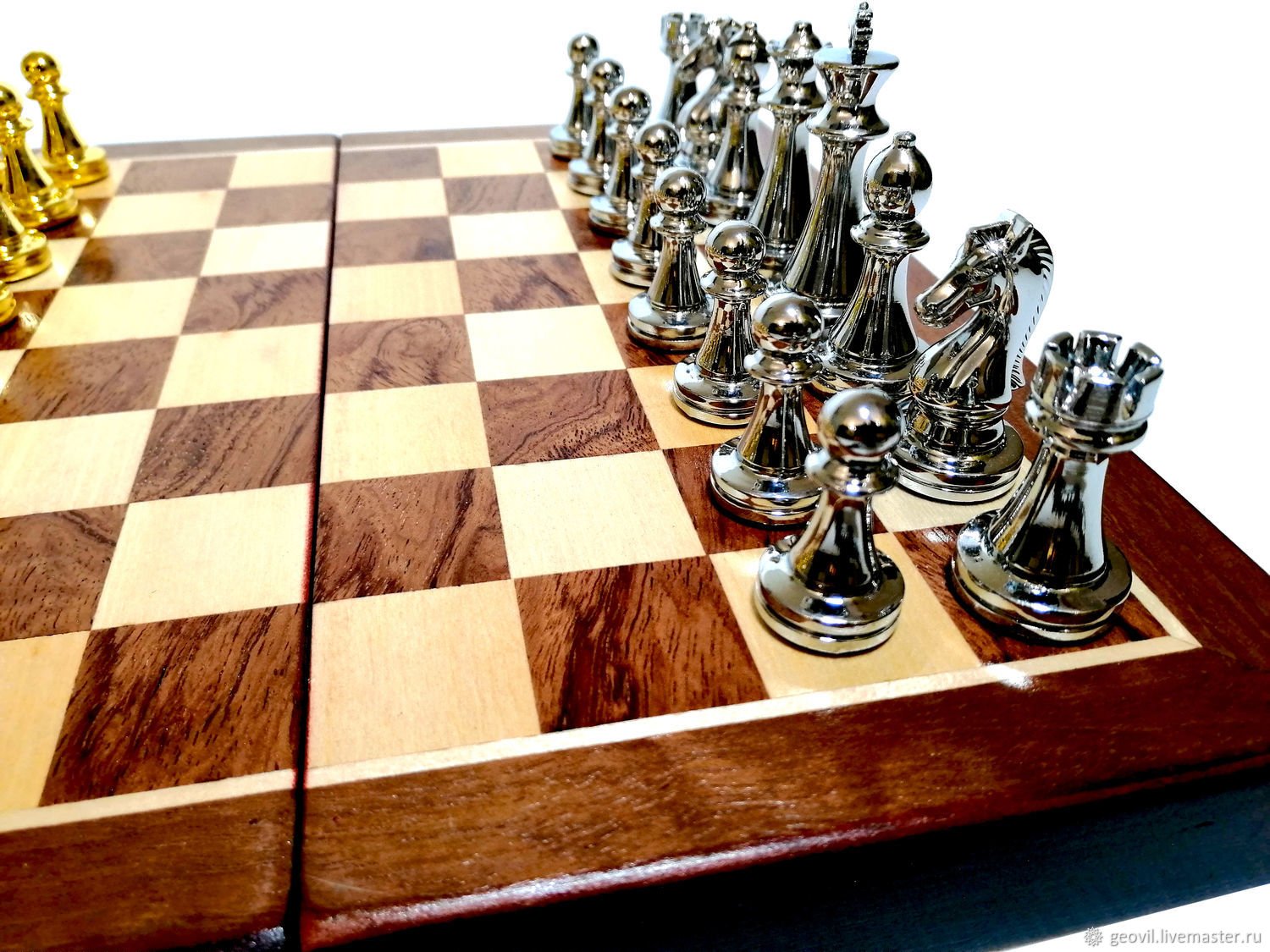 Варианты шахматных игр. Шахматы ajedrez Chess. Шахматы «Каролинги и мавры». Металлические шахматы. Дизайнерские шахматы.