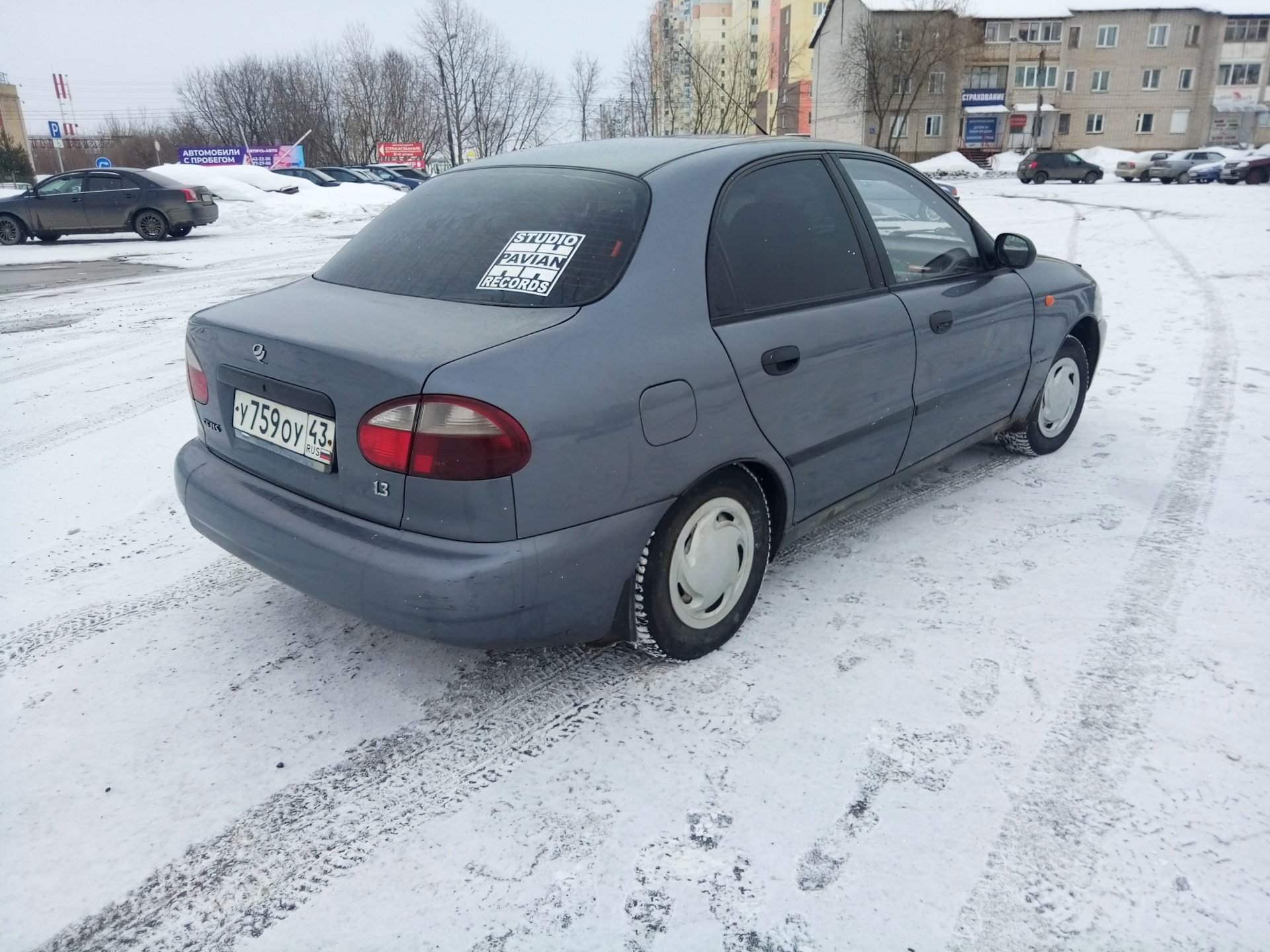 Двигатель автомобиля шанс. ЗАЗ шанс 1.6. ЗАЗ шанс седан. ЗАЗ шанс 1.3 хэтчбек бежевый. ЗАЗ шанс 1.5 хэтчбек.