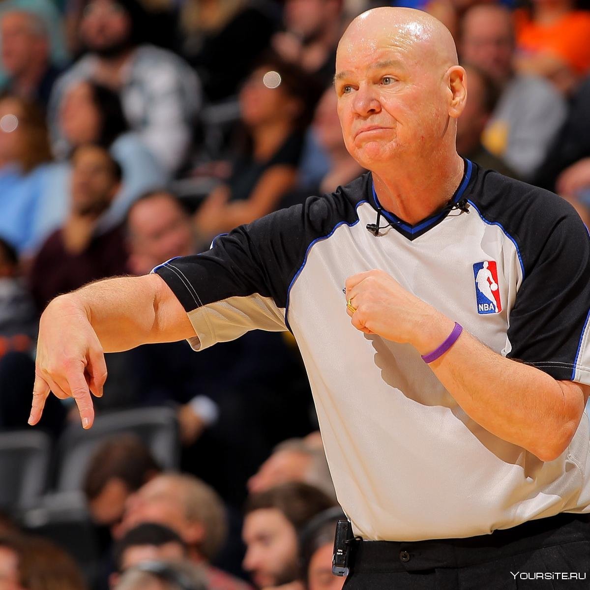 Андрей Кристалевский судья футбол