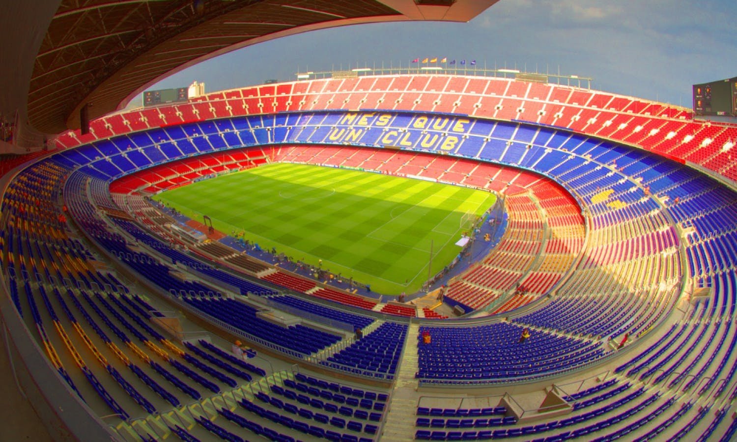 Вместимость камп. Стадион Камп ноу в Барселоне. Стадион Camp nou. Стадион Camp nou FC Barcelona. Реконструкция стадиона Камп ноу в Барселоне.
