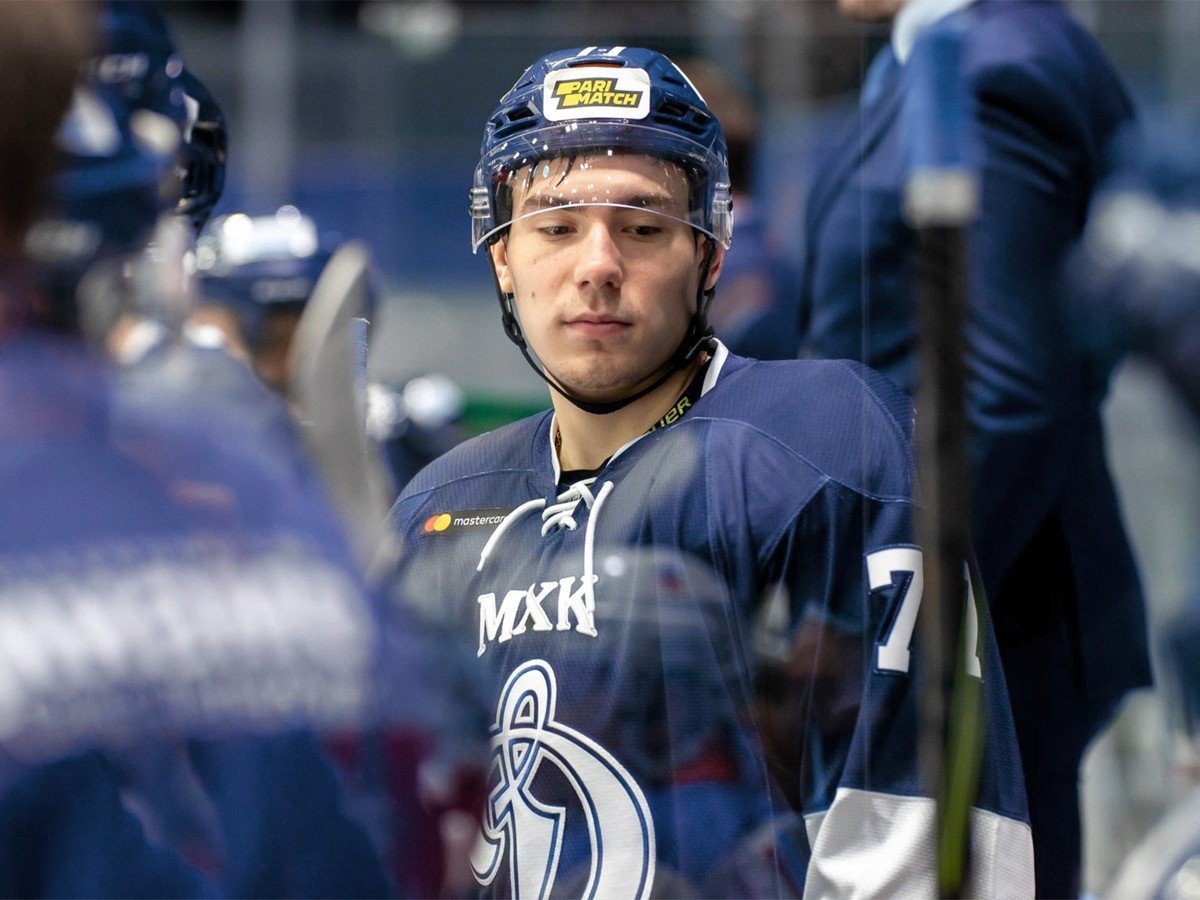 Тювилин хоккеист