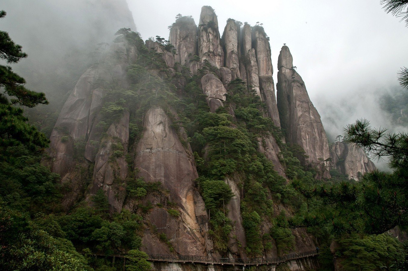 Восточно китайские горы. Национальный парк Хуаншань в Китае. Саньциншань Китай гора. Горы Хуаншань Китай аватар. Национальный парк горы Саньциншань.