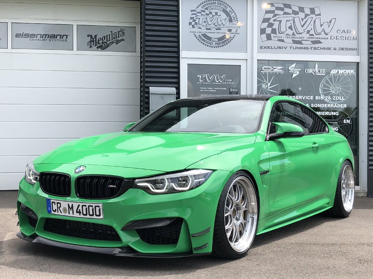 BMW m340i зеленая