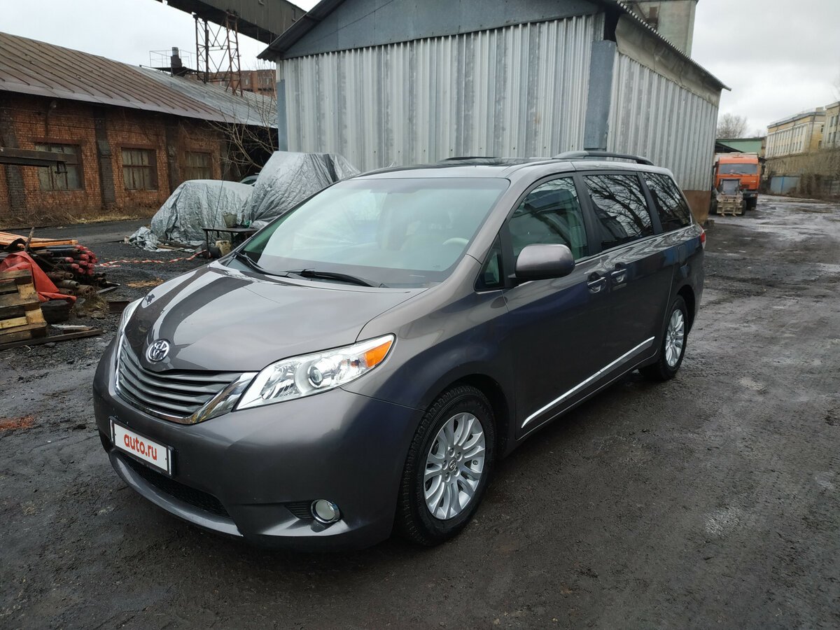 Toyota Sienna 2015