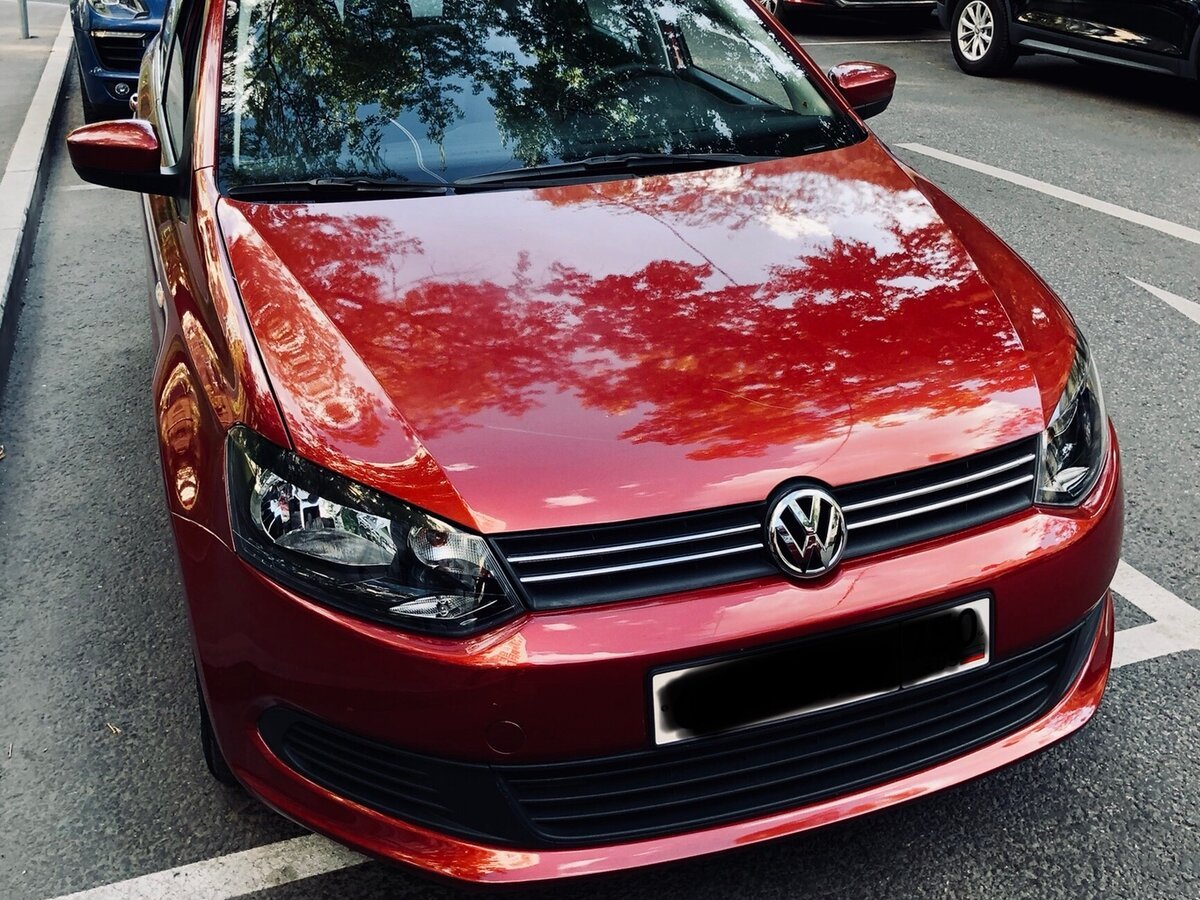 Volkswagen Golf GTI красный