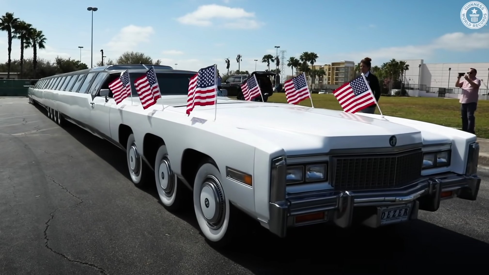 Самая длинная. Лимузин Джей Орберг.. Лимузин Американ Дрим. Лимузин Кадиллак американская мечта. Самый длинный лимузин в мире American Dream.