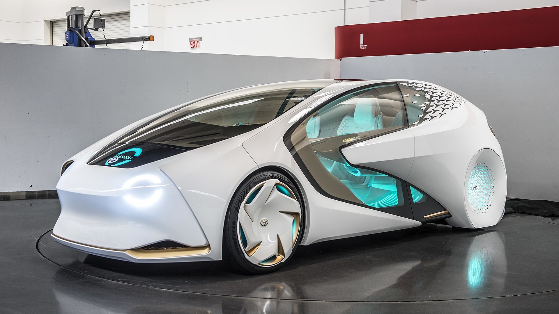 Продвинутые машины. Toyota Concept-i. BMW Vision EFFICIENTDYNAMICS Concept.